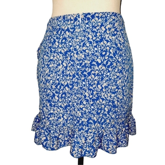 ❤️ 🆕 AMAZING Floral Skirt Size M - Picture 4 of 8